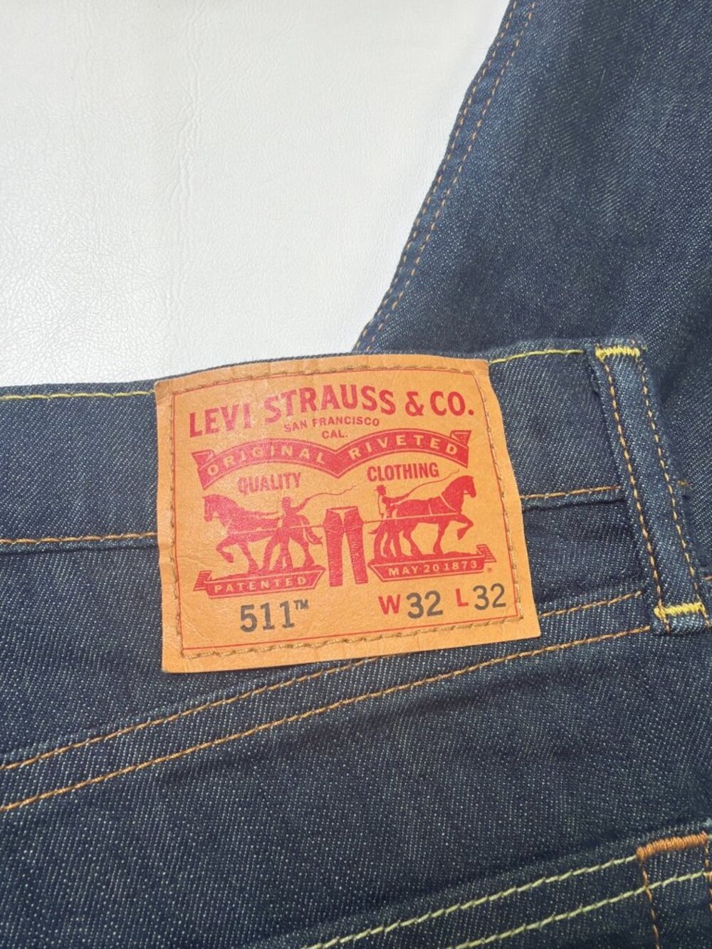 Levi's 511 Slim Fit Men's Jeans W32 L32 Dark Wash Stretch Denim 04511-0408 - Picture 8 of 11